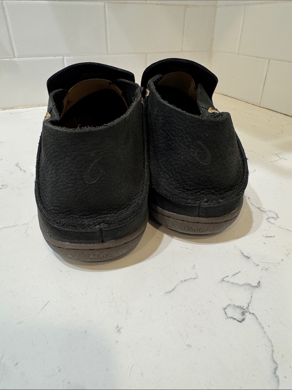 OluKai Men’s Black Slip-On Moccasin Loafers 9.5 - Picture 7 of 13